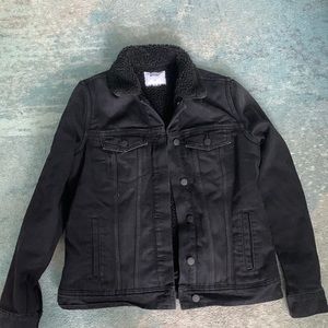 Old Navy black denim jacket (fuzzy inside)